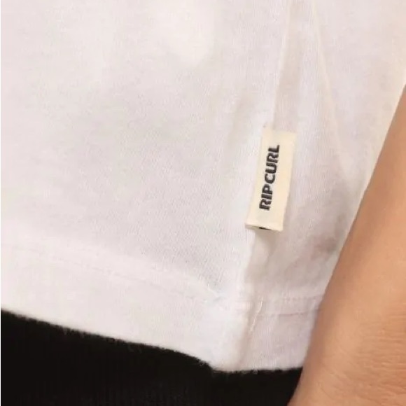 NWT Rip Curl Glow Heritage Crop Tee White Size Small Surfer Skate Shirt MSRP $33 - Picture 6 of 8